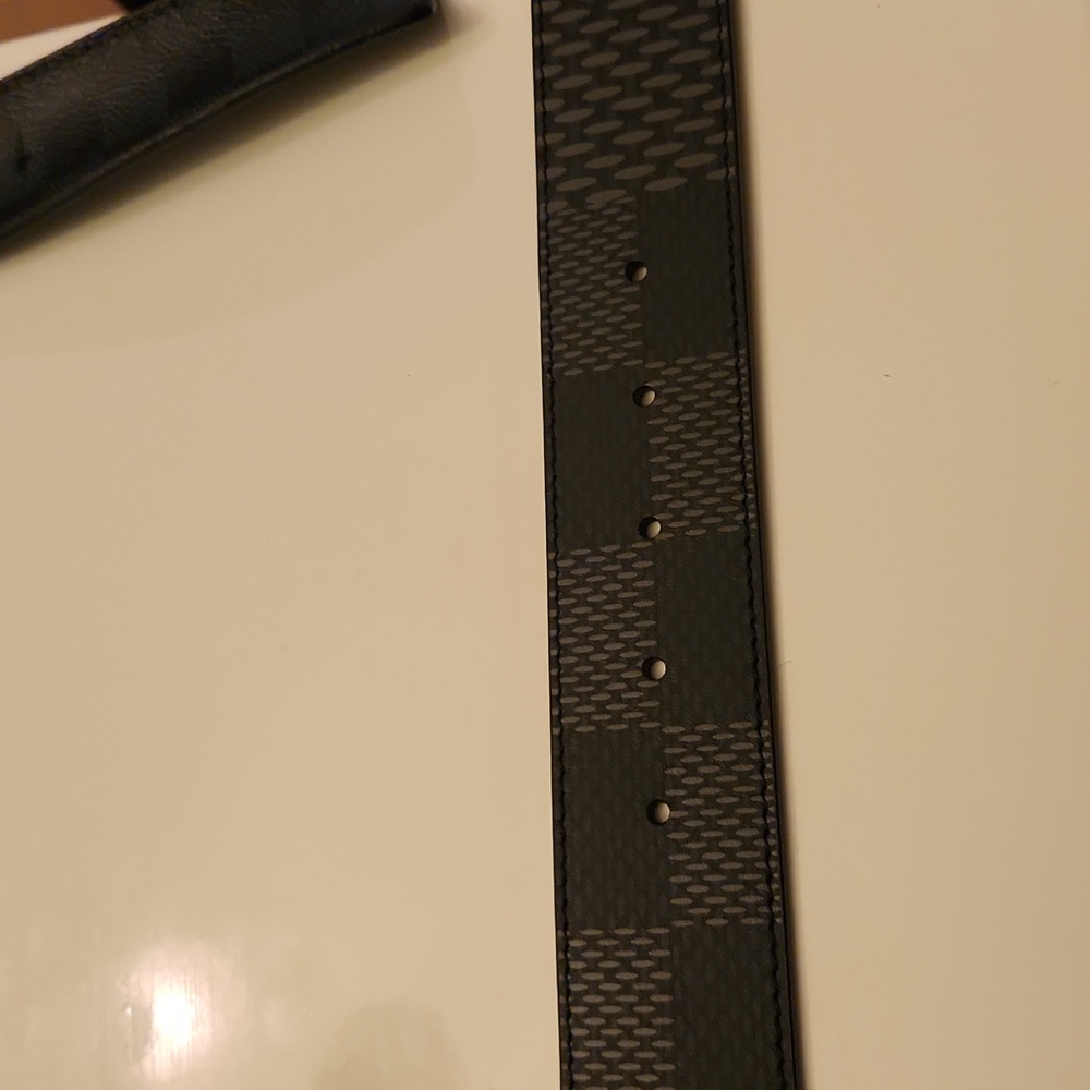 Never been worn Louis Vuitton belt. 90cm - Picture 2 of 4